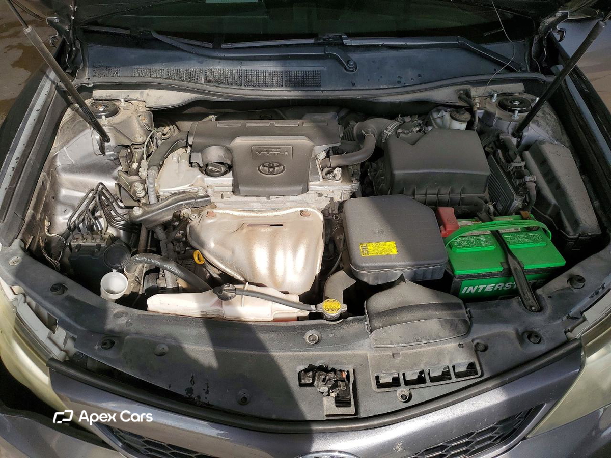 Toyota Camry 2012