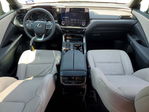 Lexus TX 2025