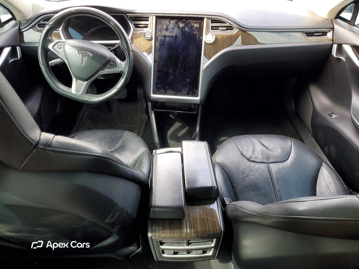 Tesla Model S 2013