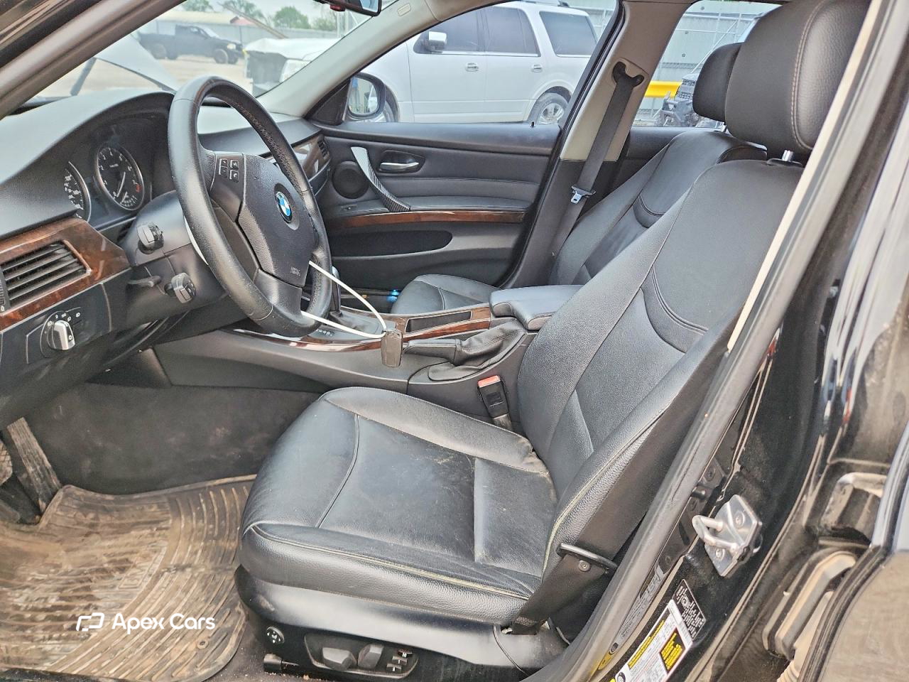 BMW Series 3 2011