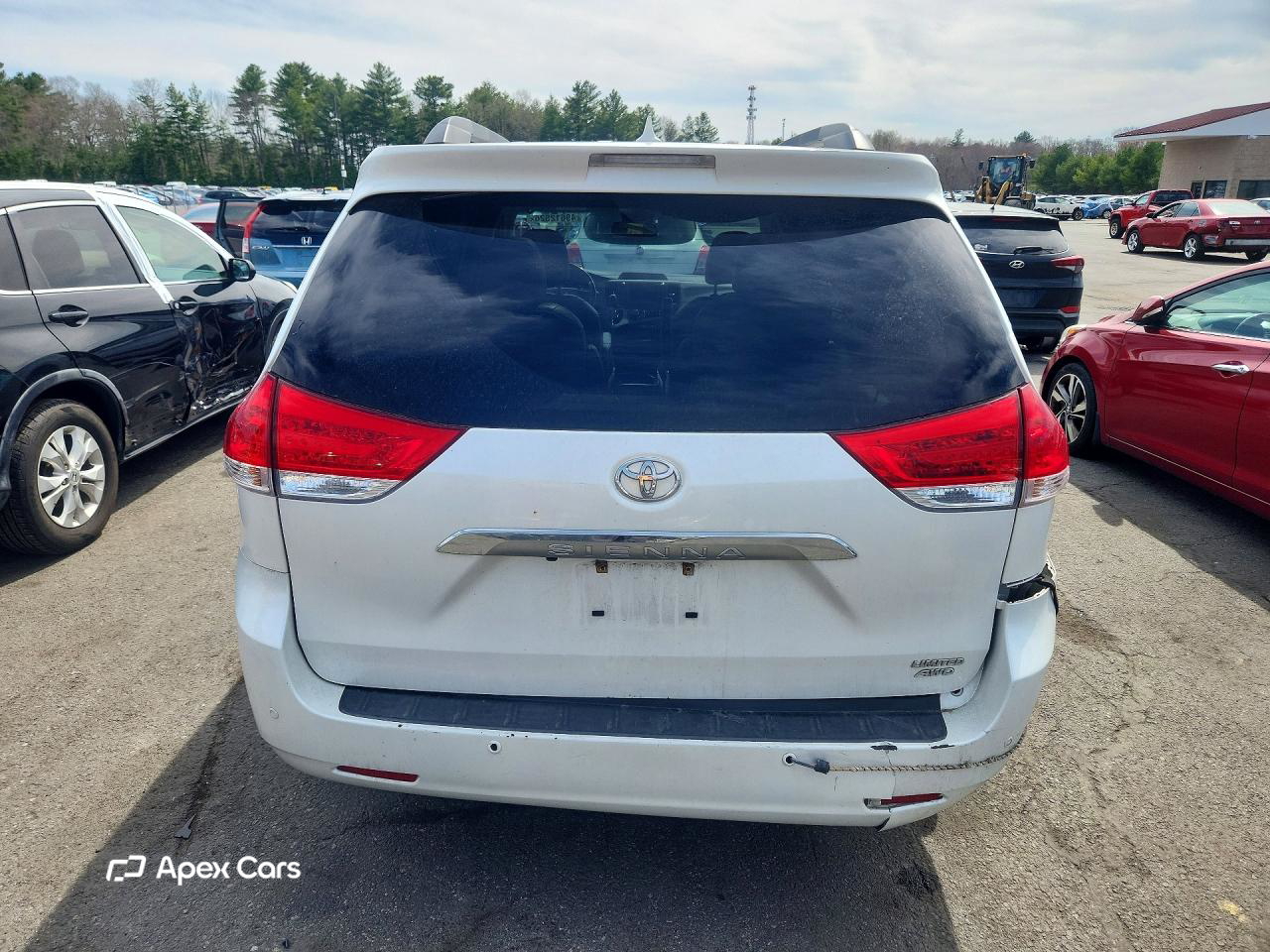 Toyota Sienna 2011