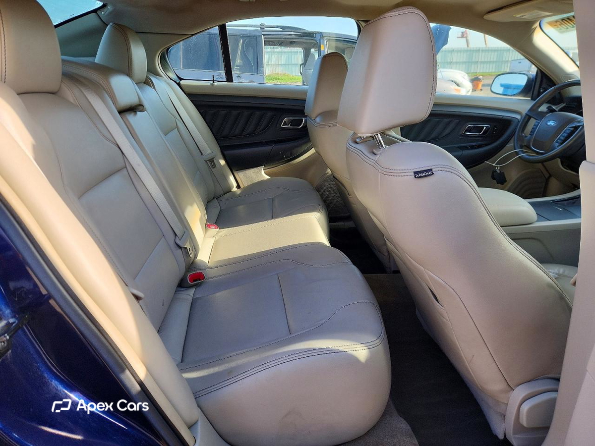 Ford Taurus 2011