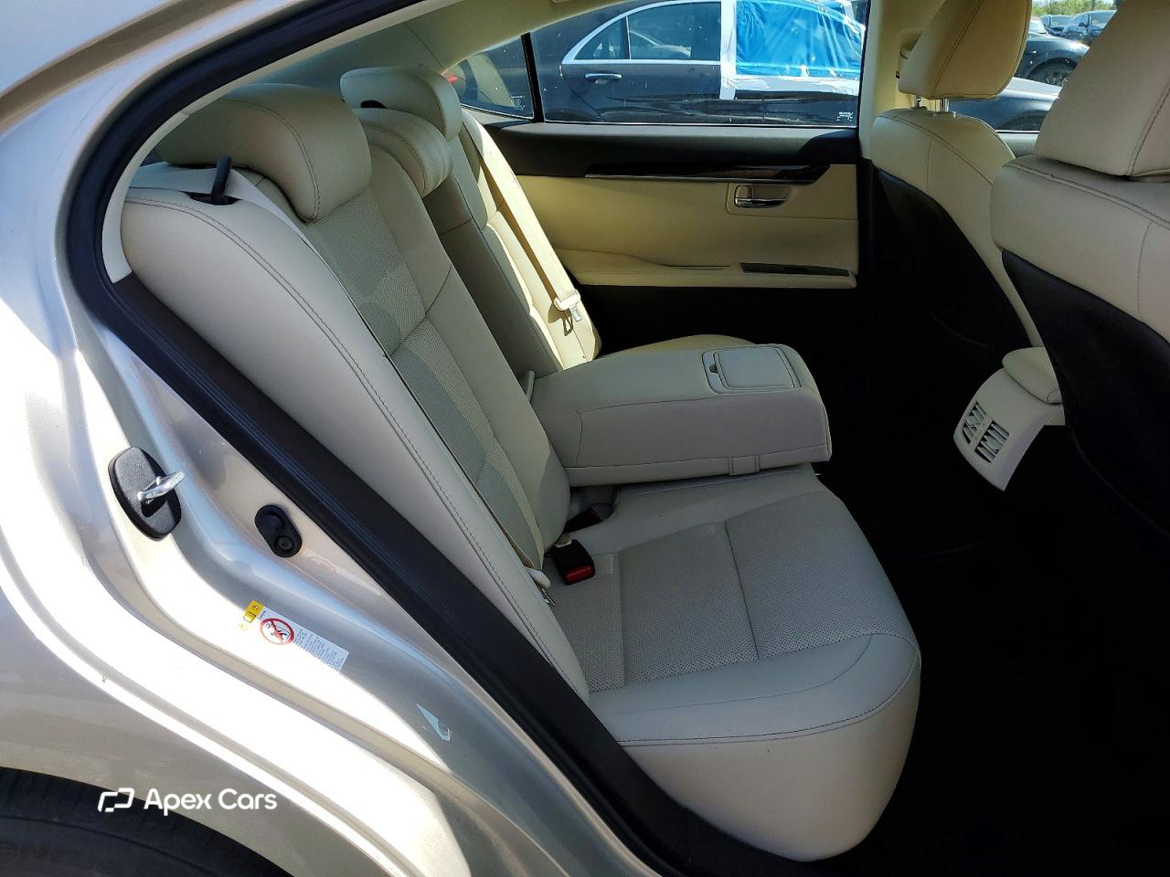 Lexus ES 2016
