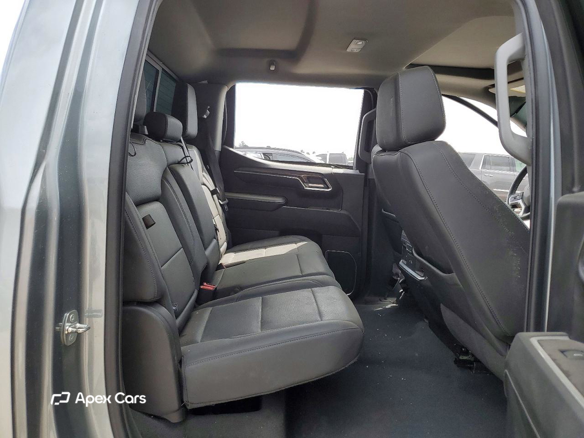 Chevrolet Silverado 2023