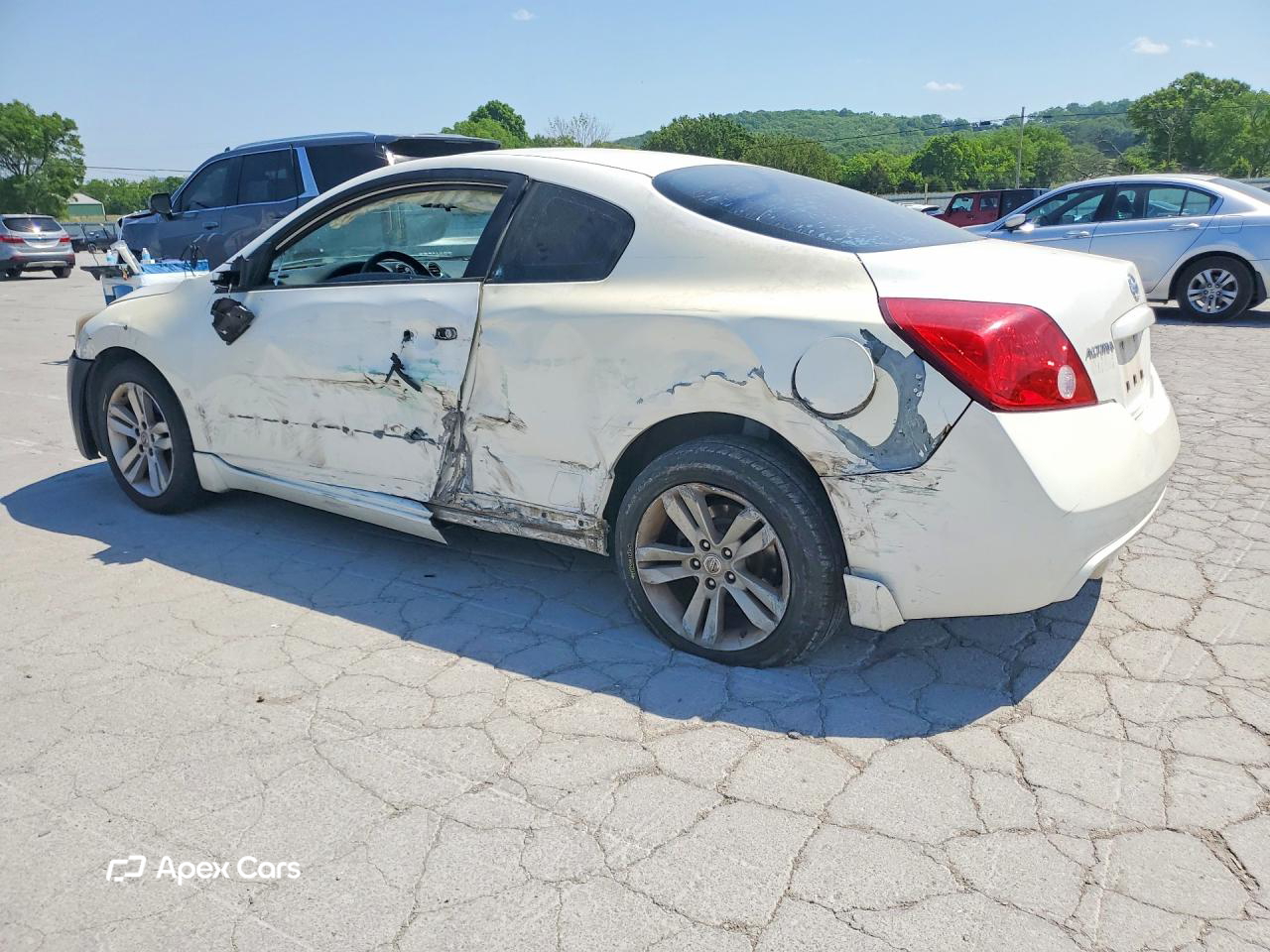 Nissan Altima 2012
