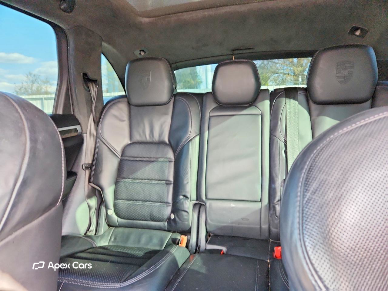 Porsche Cayenne 2016