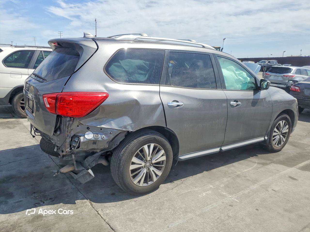 Nissan Pathfinder 2019