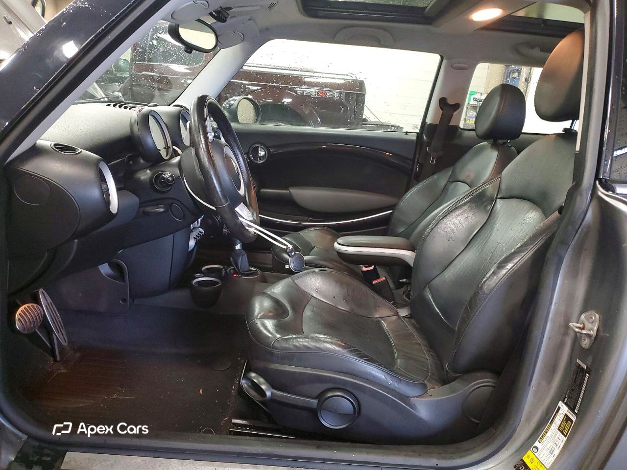 MINI Cooper 2010
