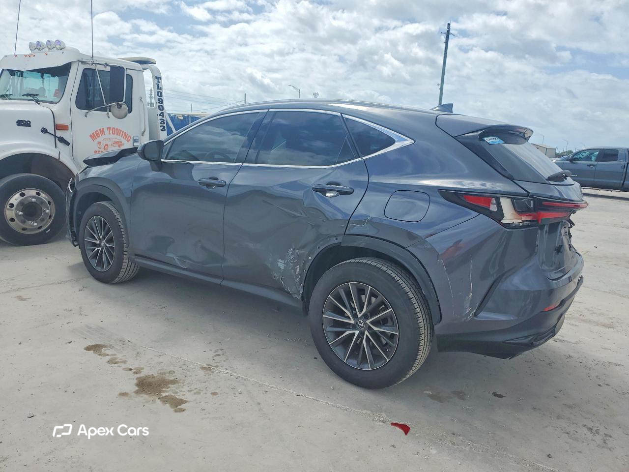 Lexus NX 2023