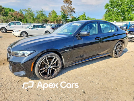 BMW Series 3 2023 - Image 1 of 13