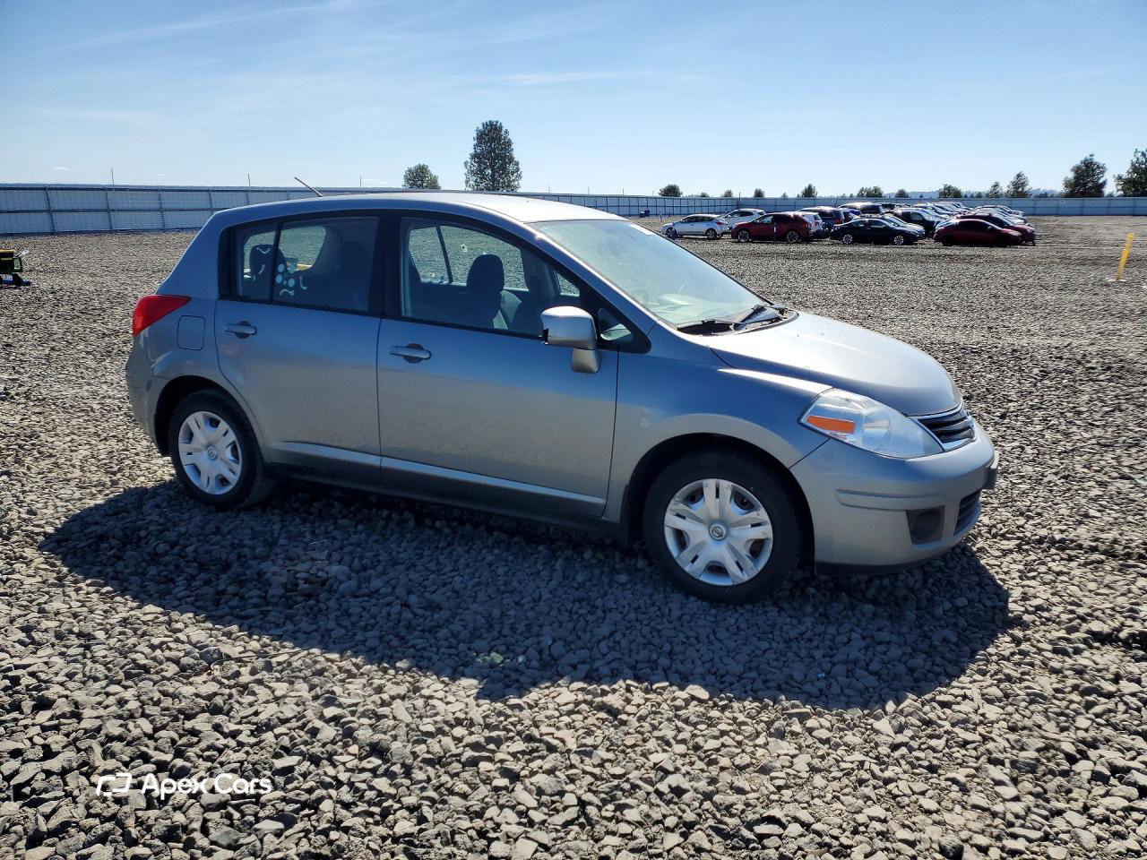 Nissan Versa 2011