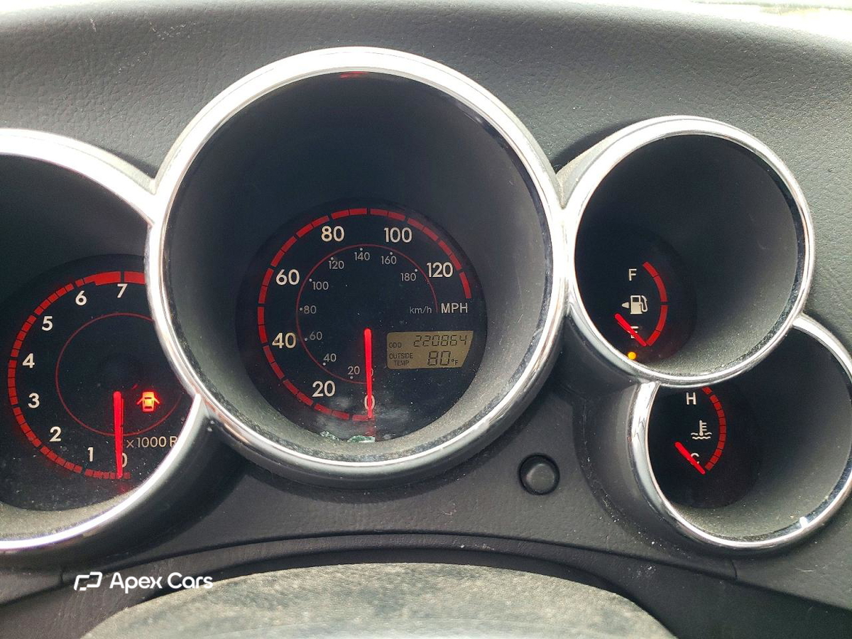Pontiac Vibe 2004