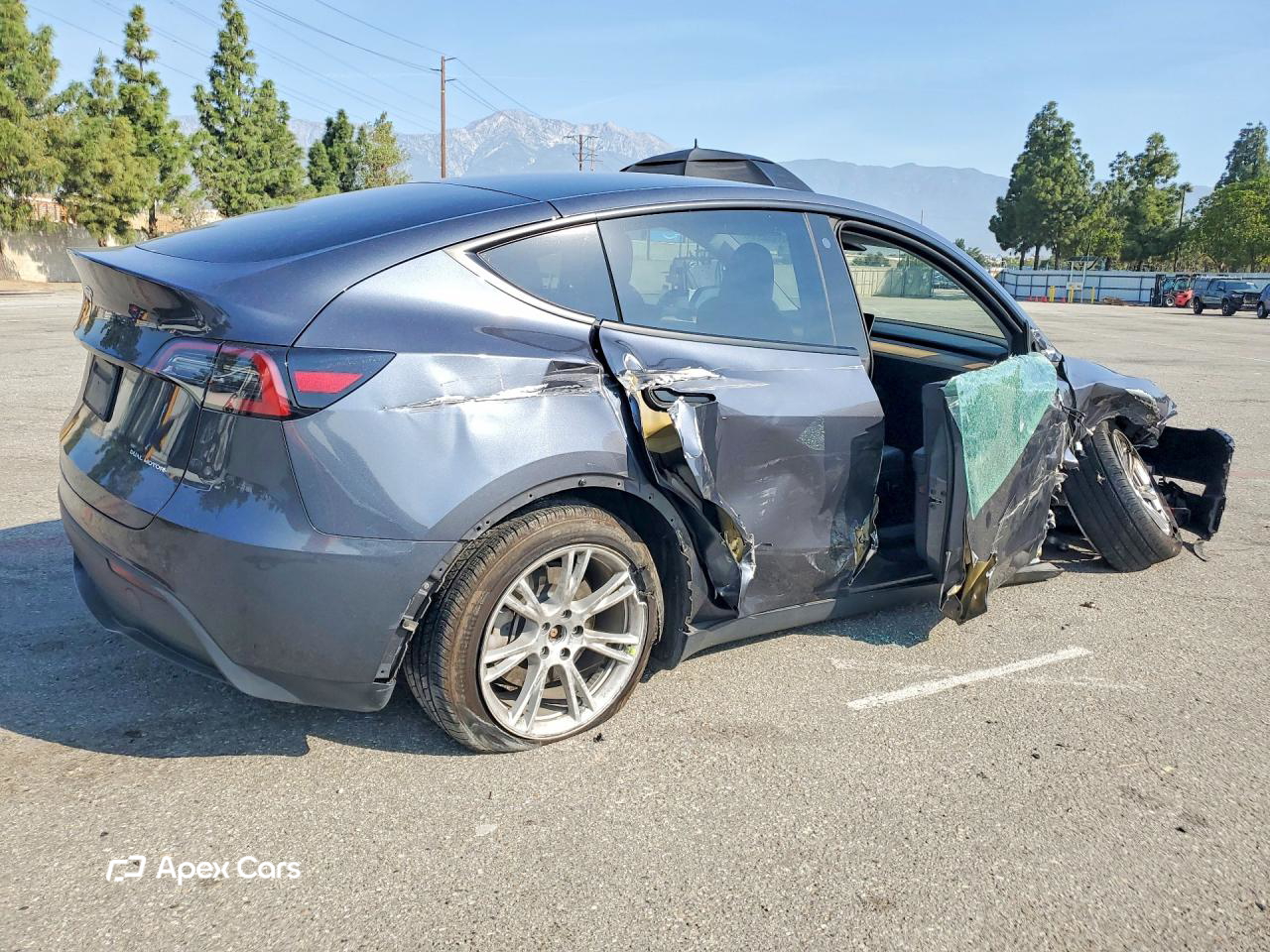 Tesla Model Y 2023