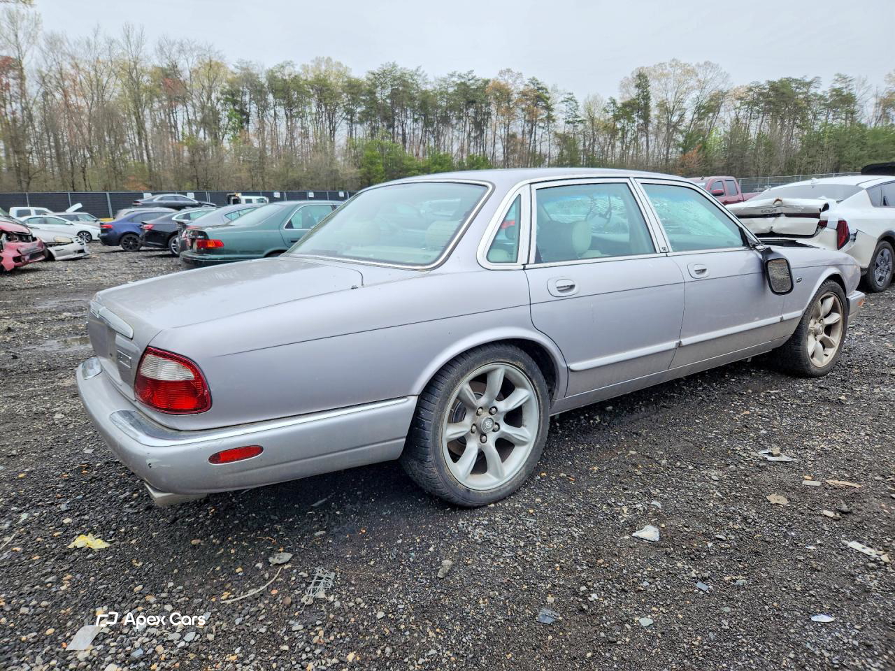 Jaguar XJR 2000