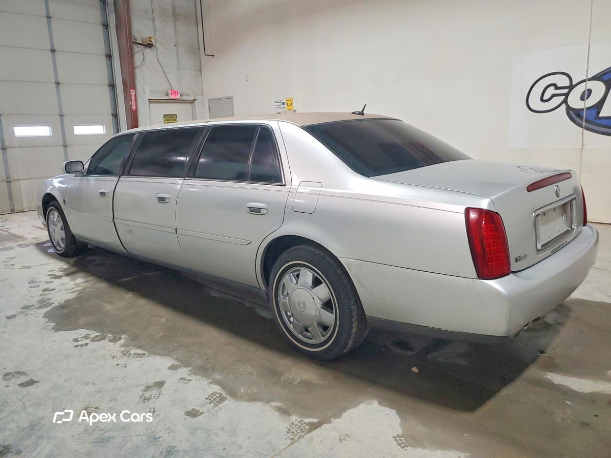 Cadillac  2005