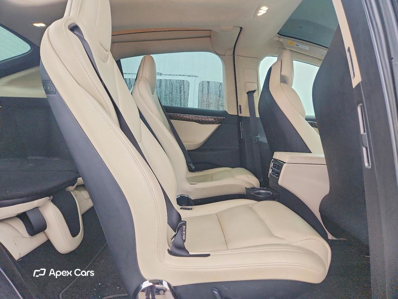 Tesla Model X 2018