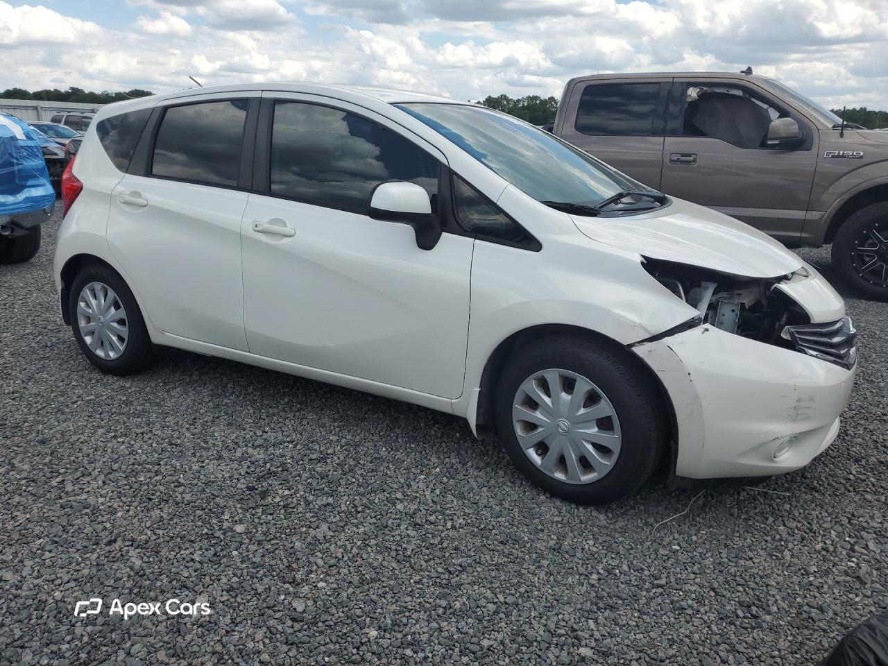 Nissan Versa 2014