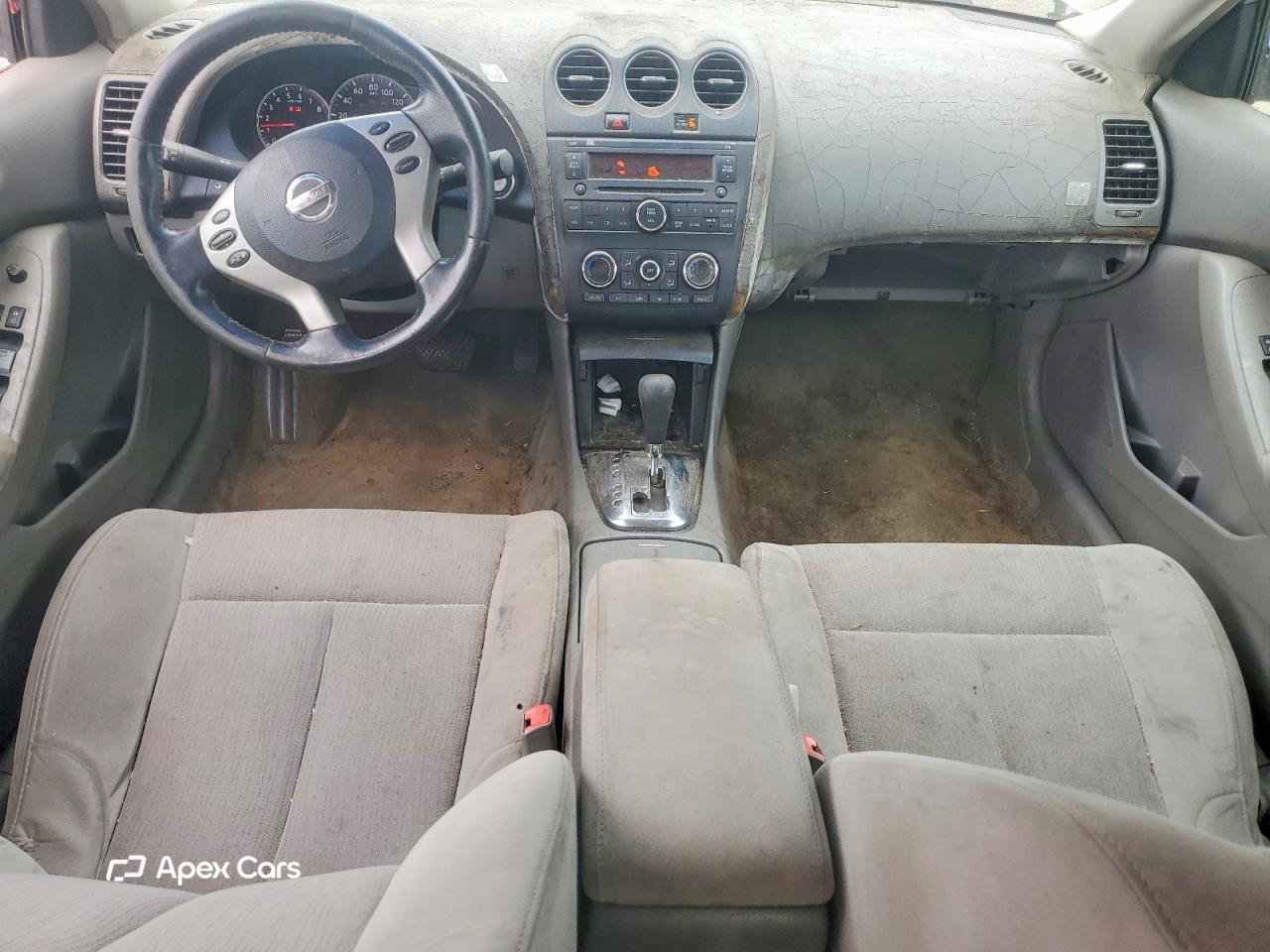 Nissan Altima 2010