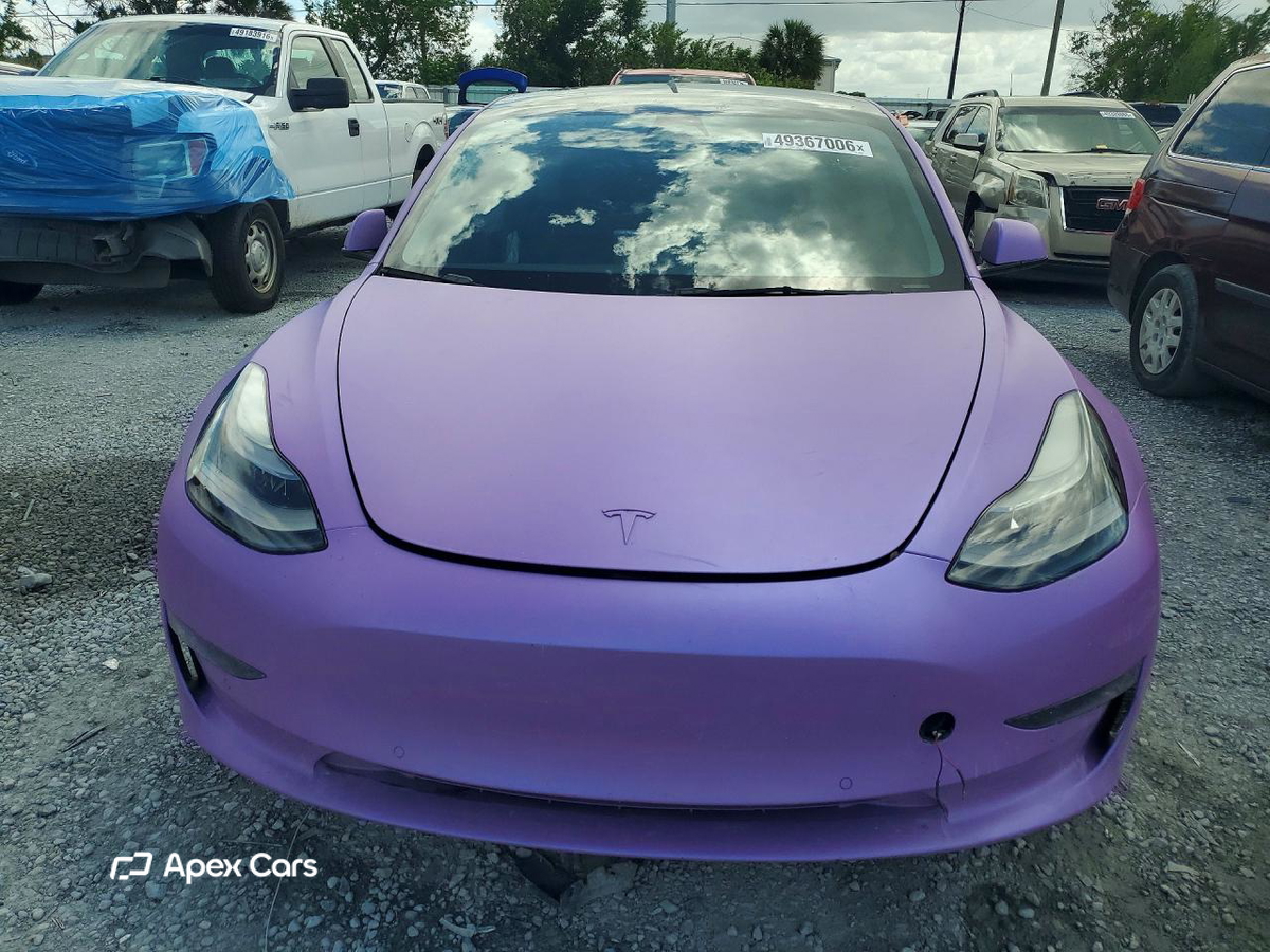 Tesla Model 3 2022
