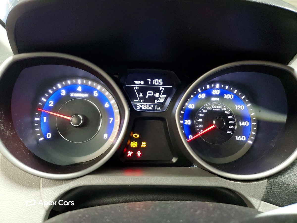 Hyundai Elantra 2016