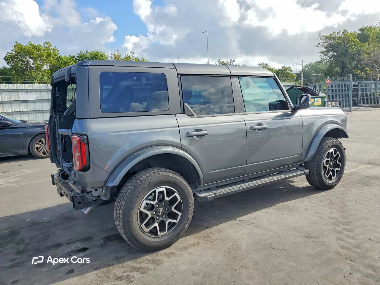 Ford Bronco 2024