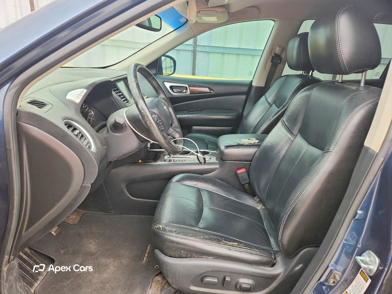 Nissan Pathfinder 2014