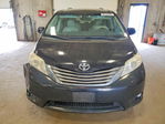 Toyota Sienna 2011