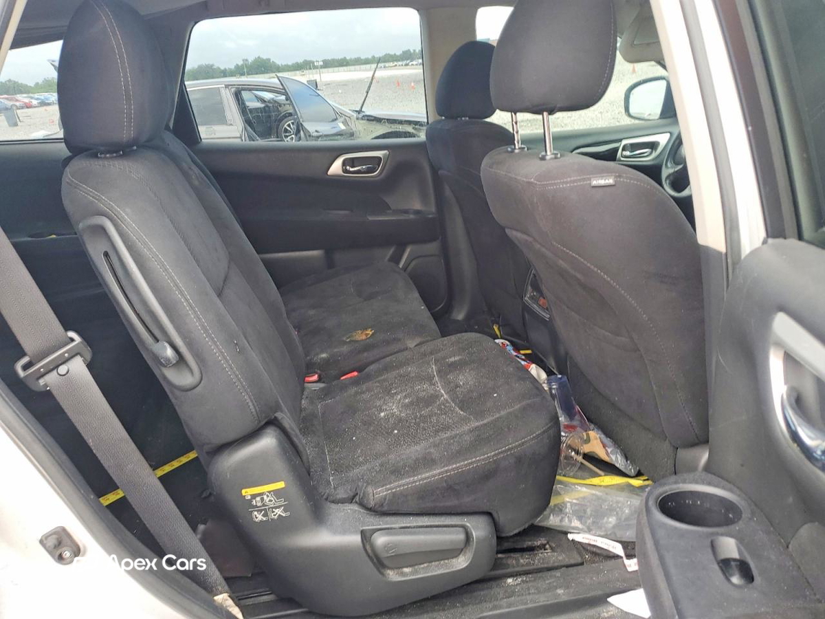 Nissan Pathfinder 2015