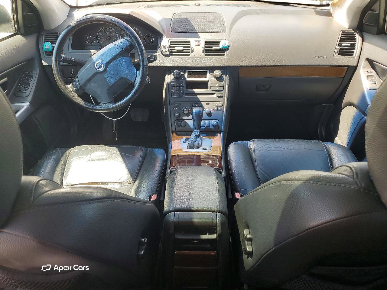 Volvo XC90 2005