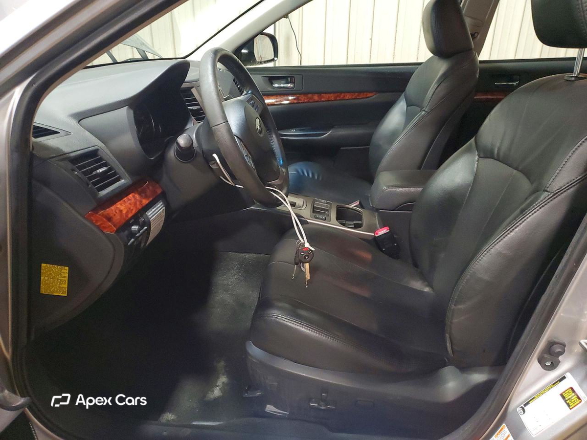 Subaru Legacy 2012