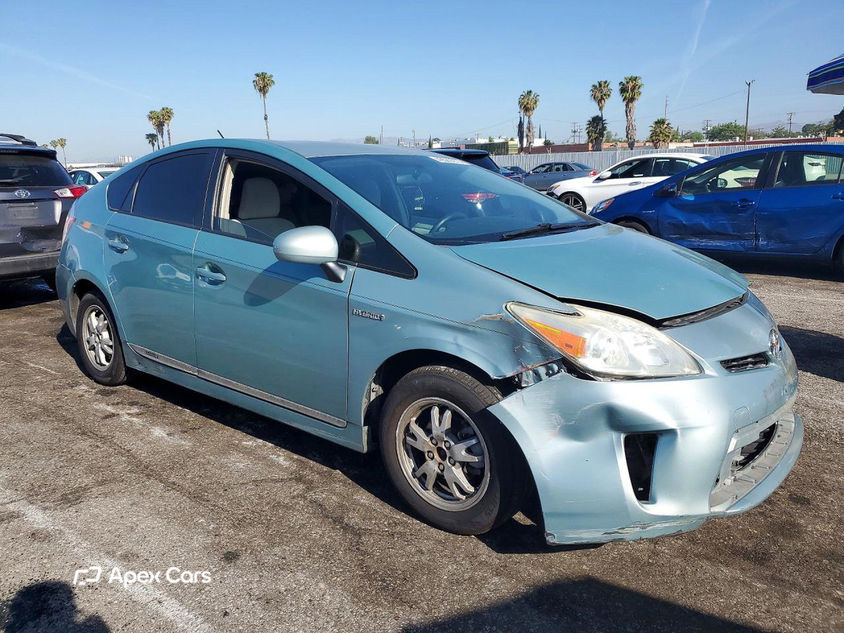 Toyota Prius 2012