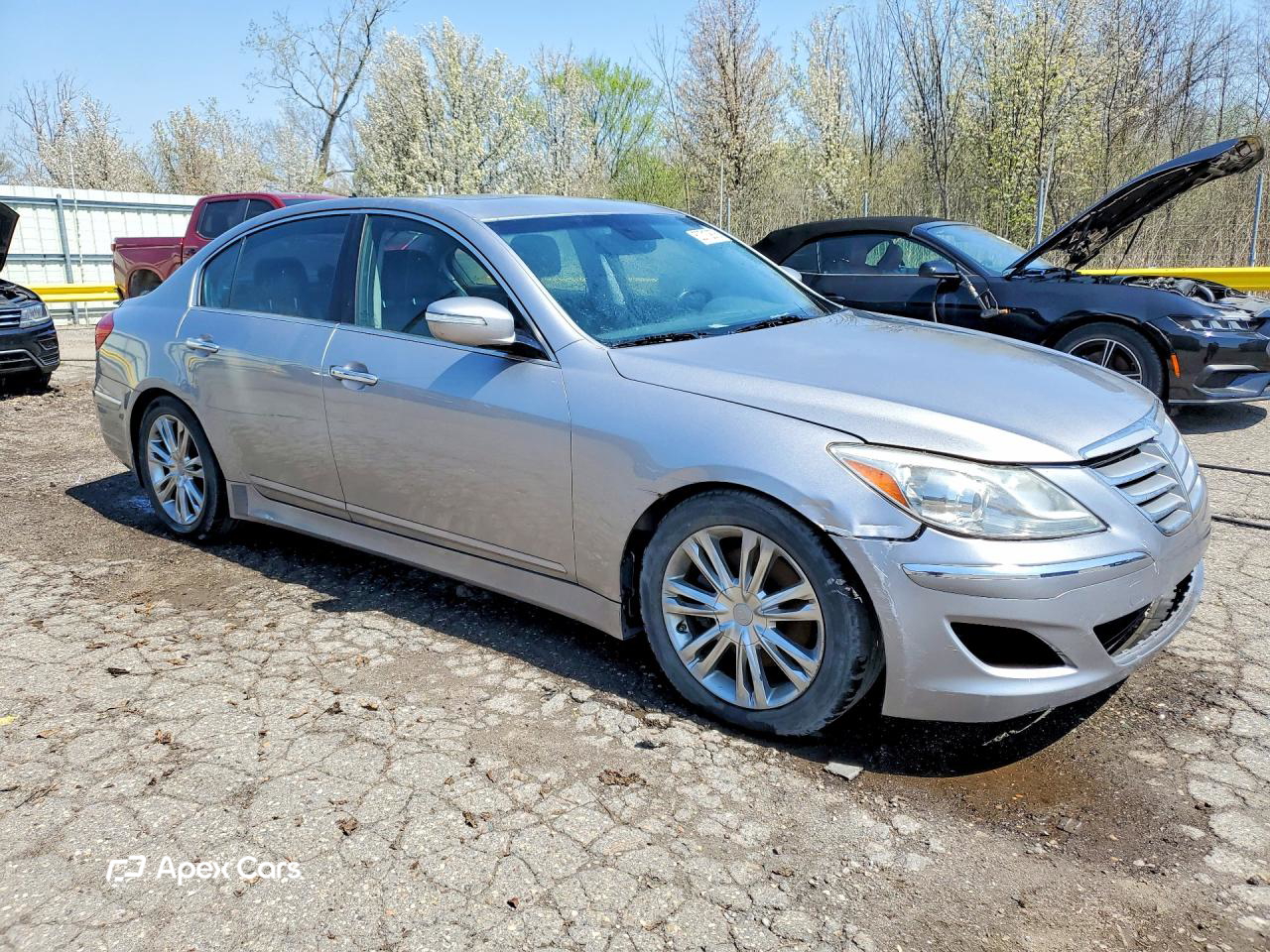 Hyundai Genesis 2012