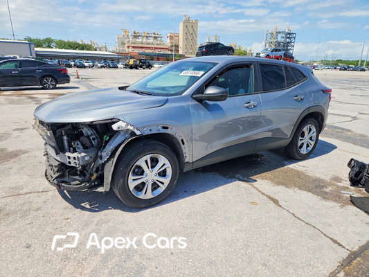 2025 Chevrolet Trax - Image 1 of 5
