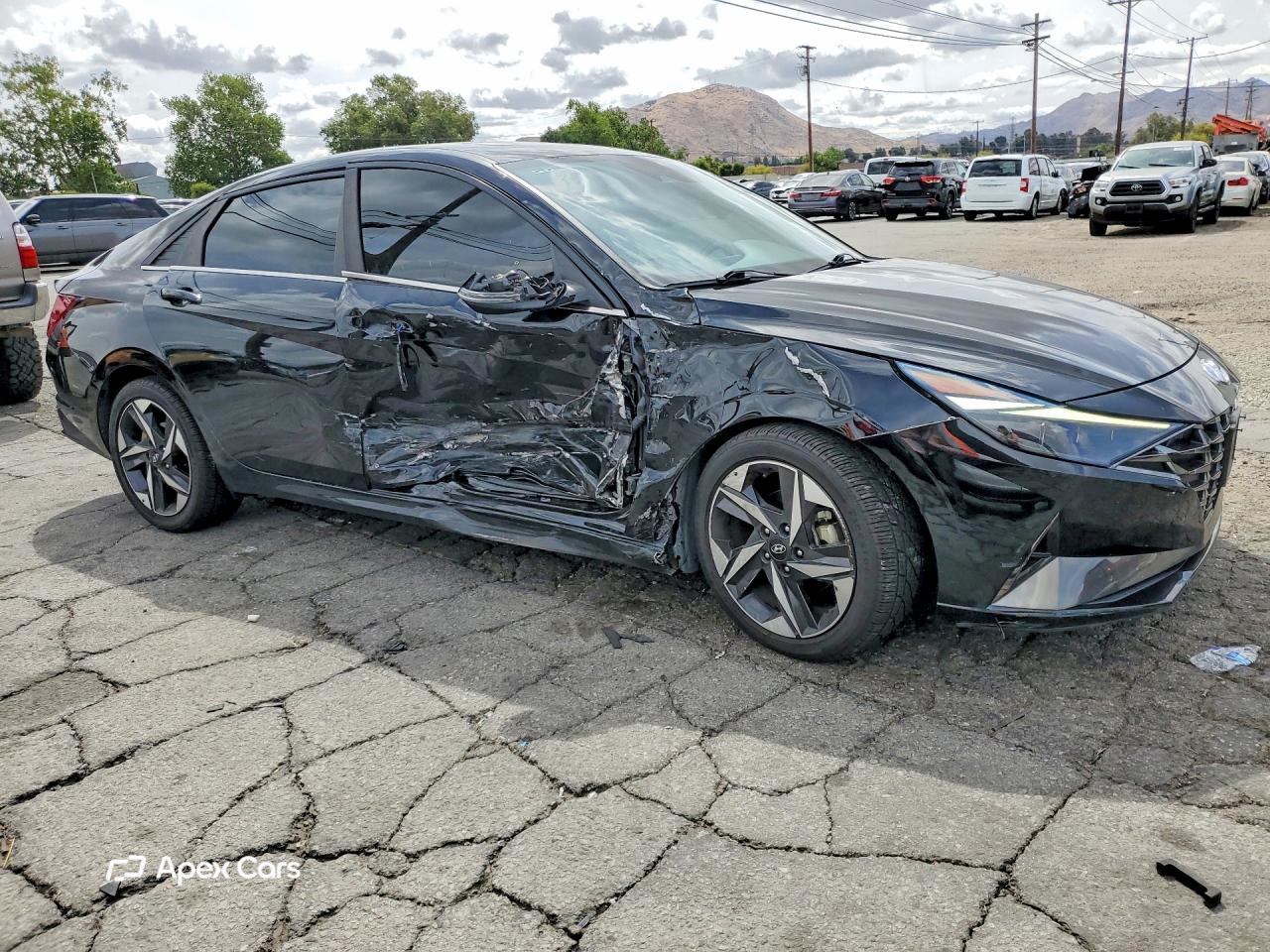Hyundai Elantra 2022