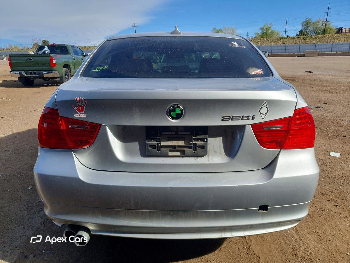 BMW Series 3 2011