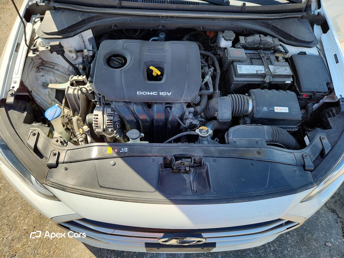 Hyundai Elantra 2017