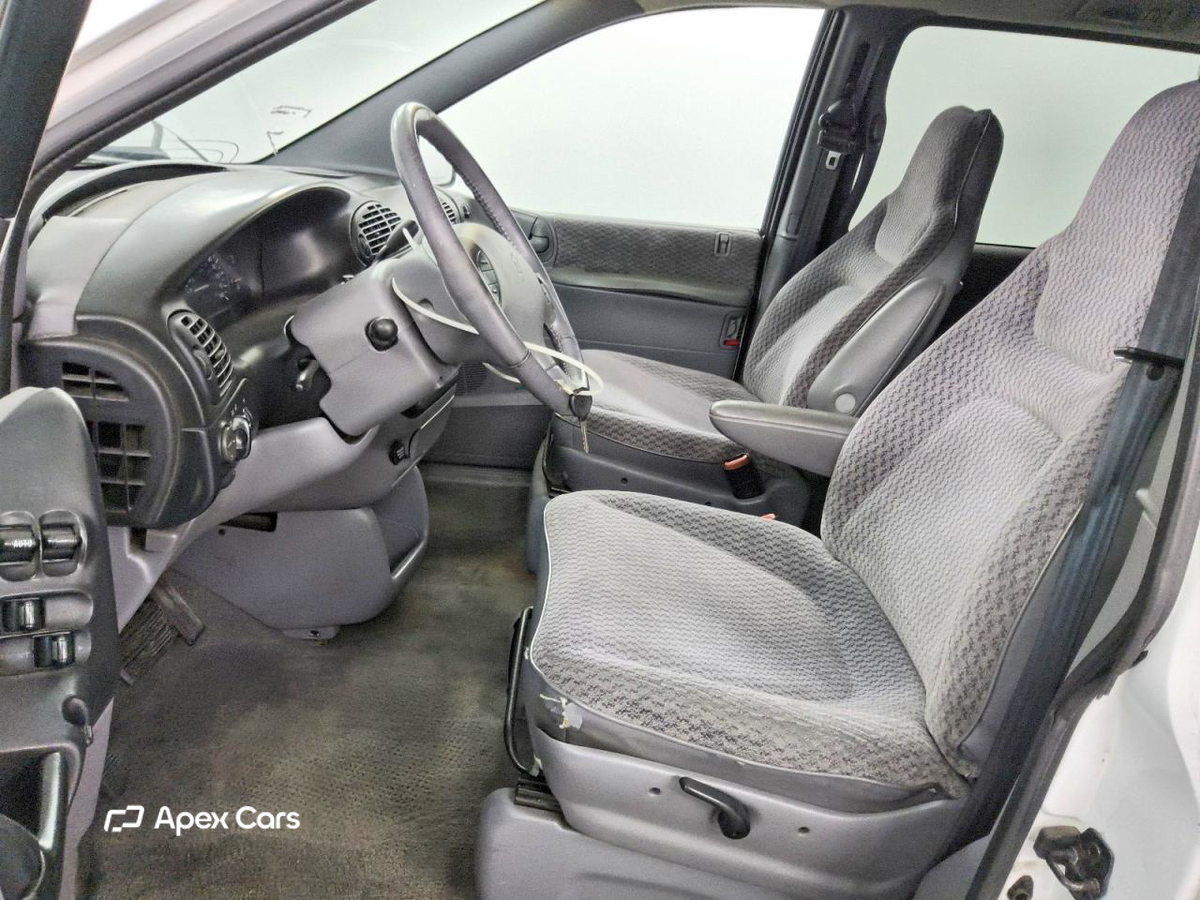 Dodge Caravan 1998