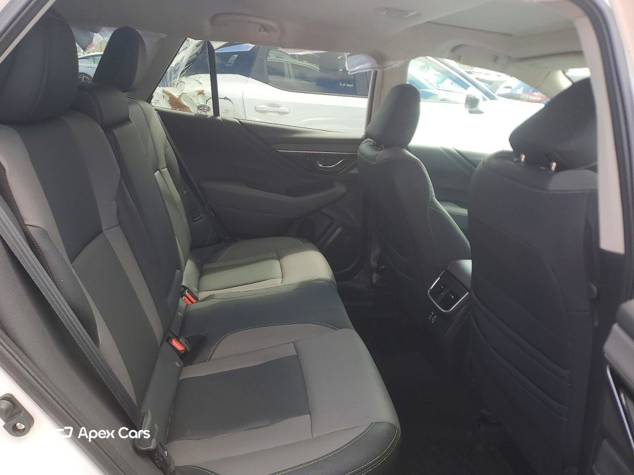 Subaru Outback 2025
