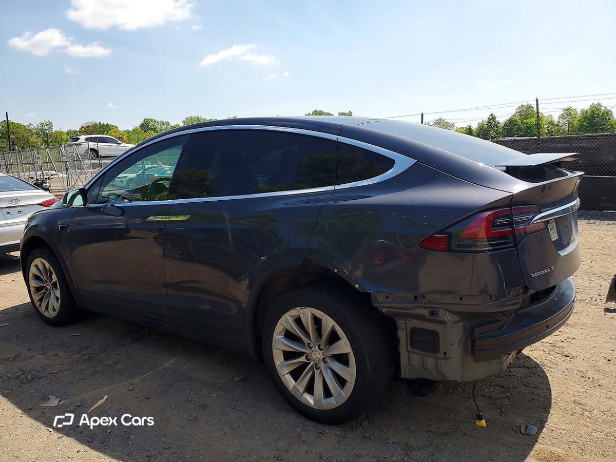 Tesla Model X 2016