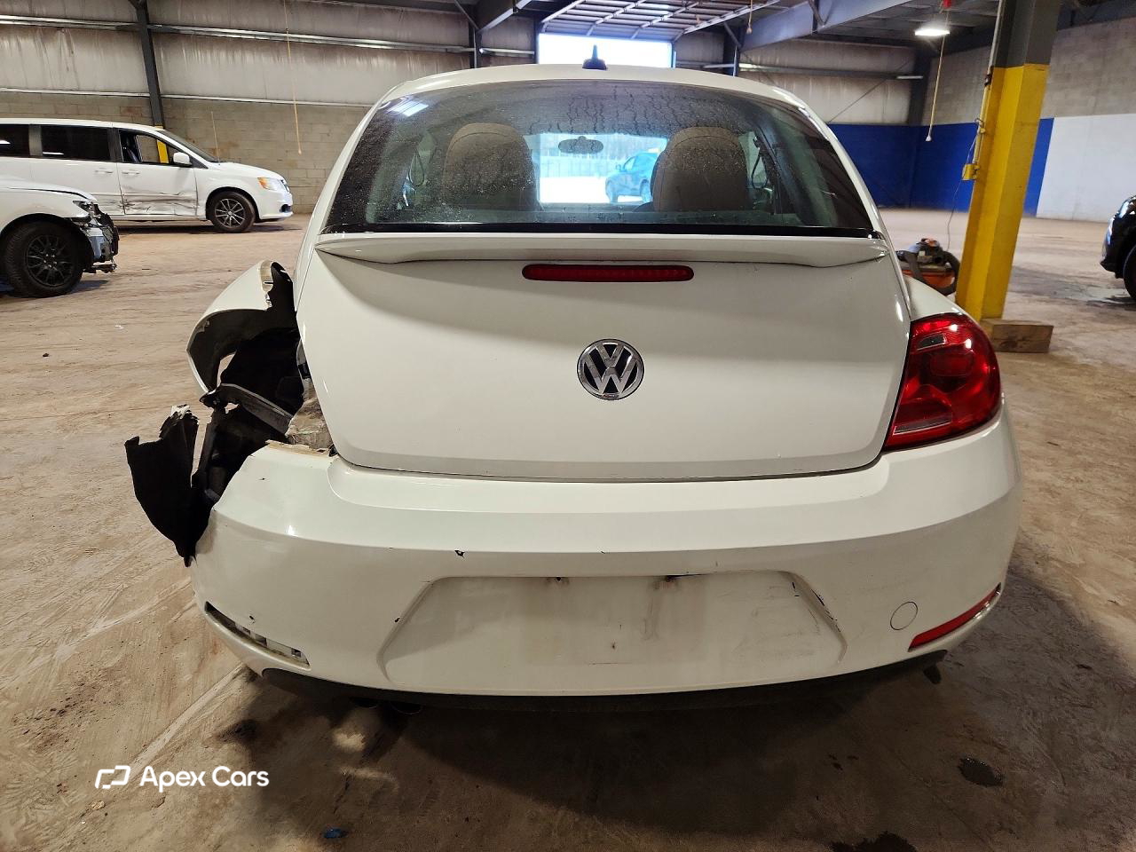 Volkswagen Beetle 2015