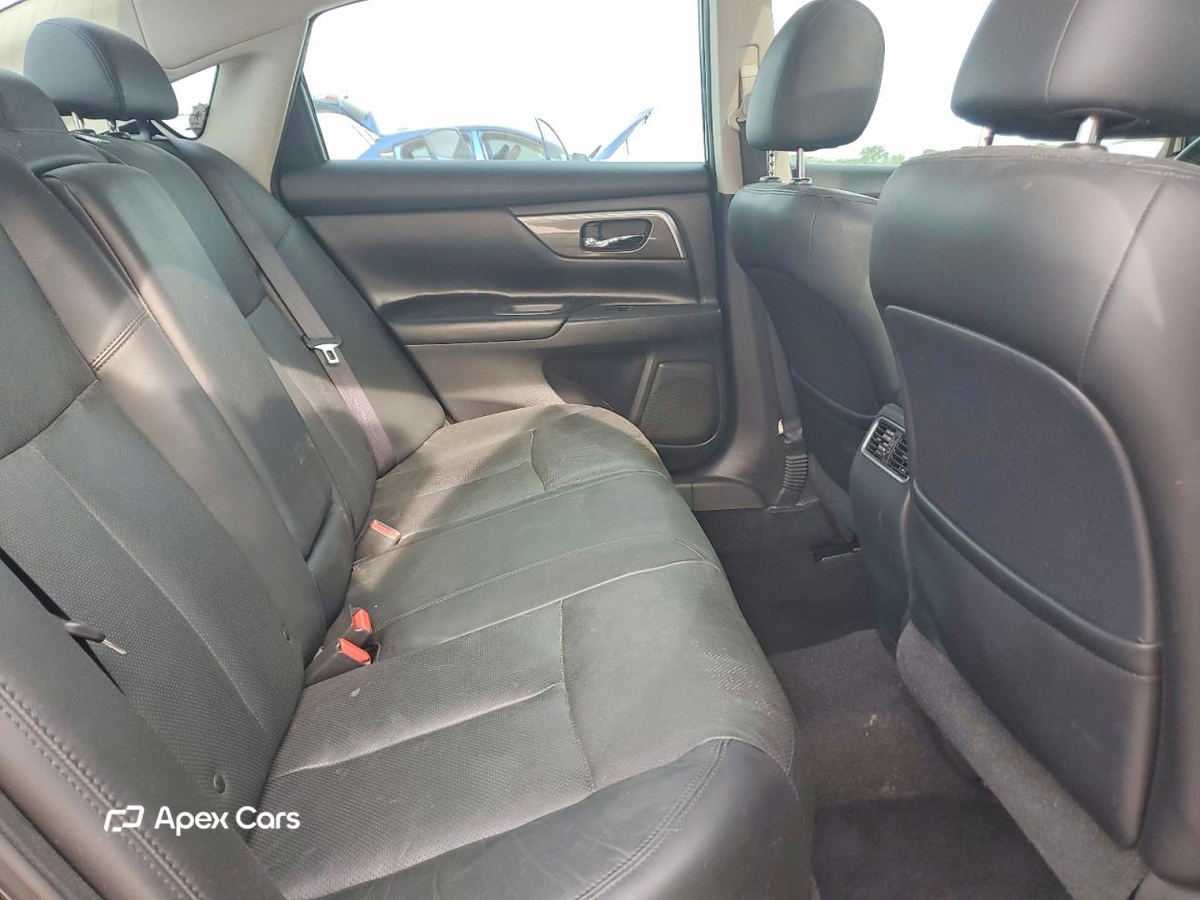 Nissan Altima 2014