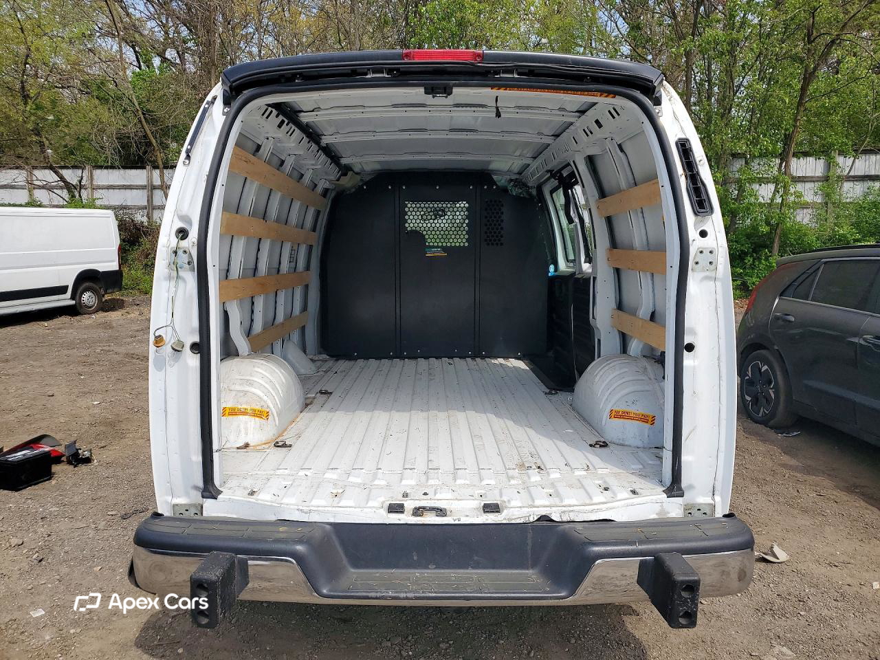 Chevrolet Express 2024