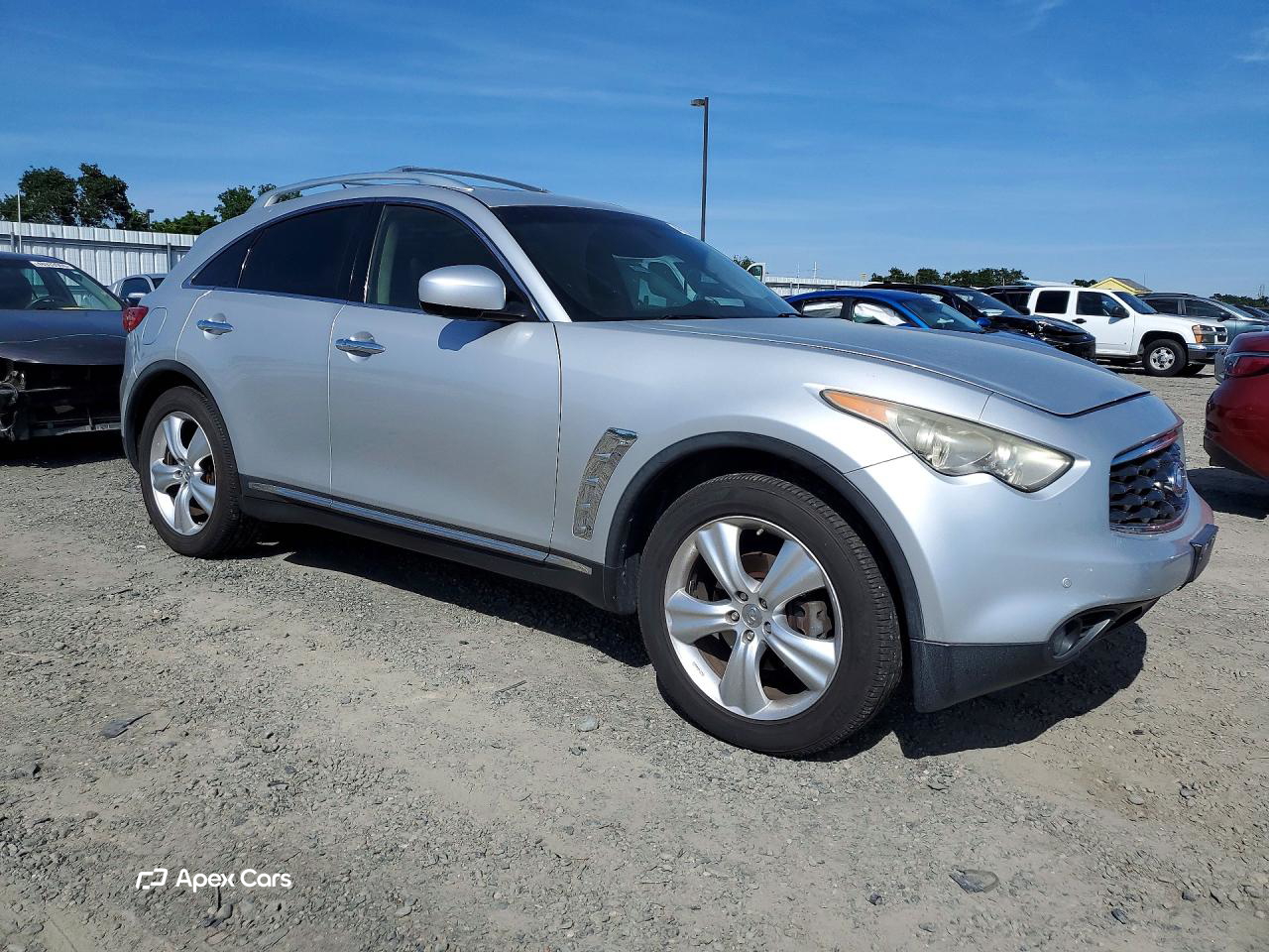 Infiniti FX 2011