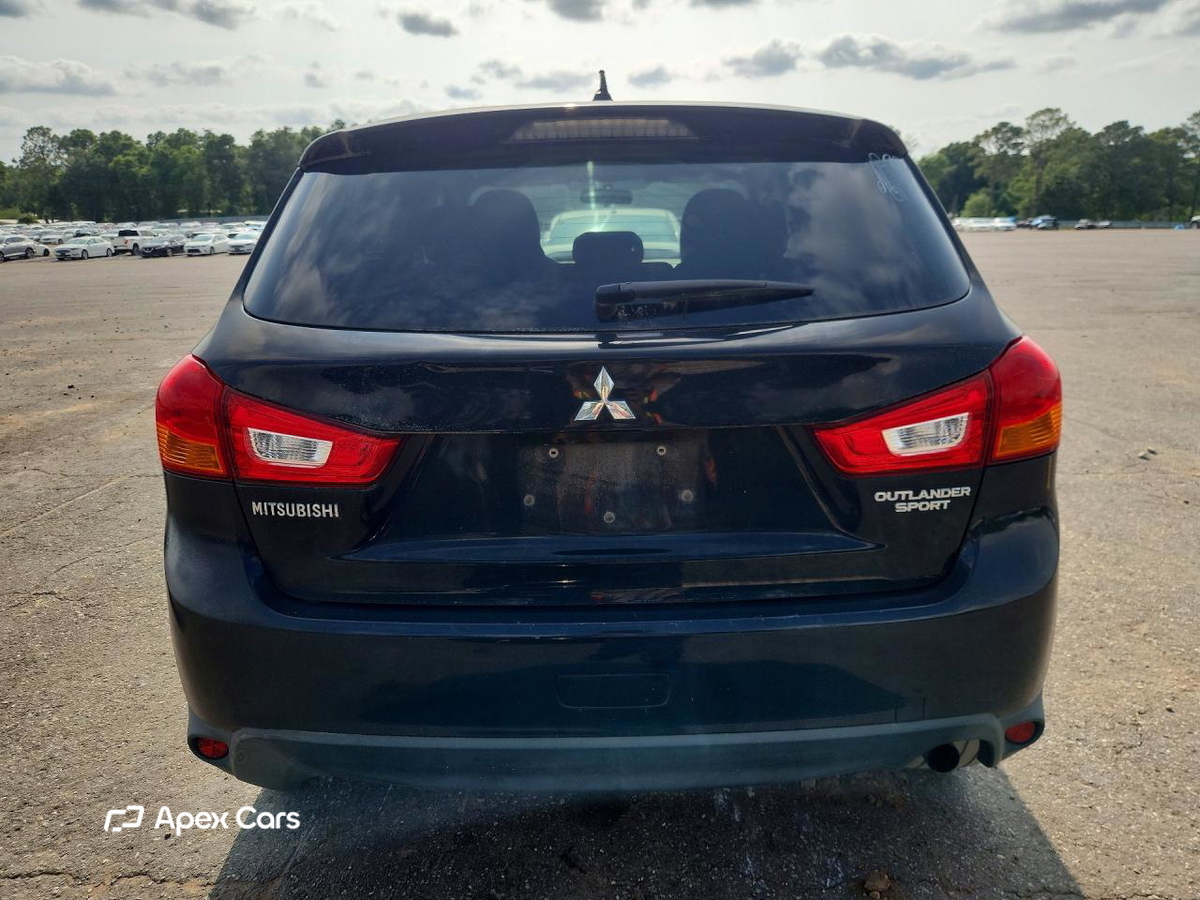 Mitsubishi Outlander 2015