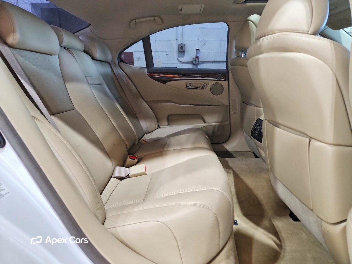 Lexus LS 2008