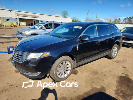 Lincoln MKT 2018 - Image 1 of 13