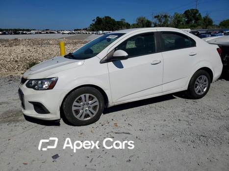 Chevrolet Sonic 2017 - Image 1 of 5