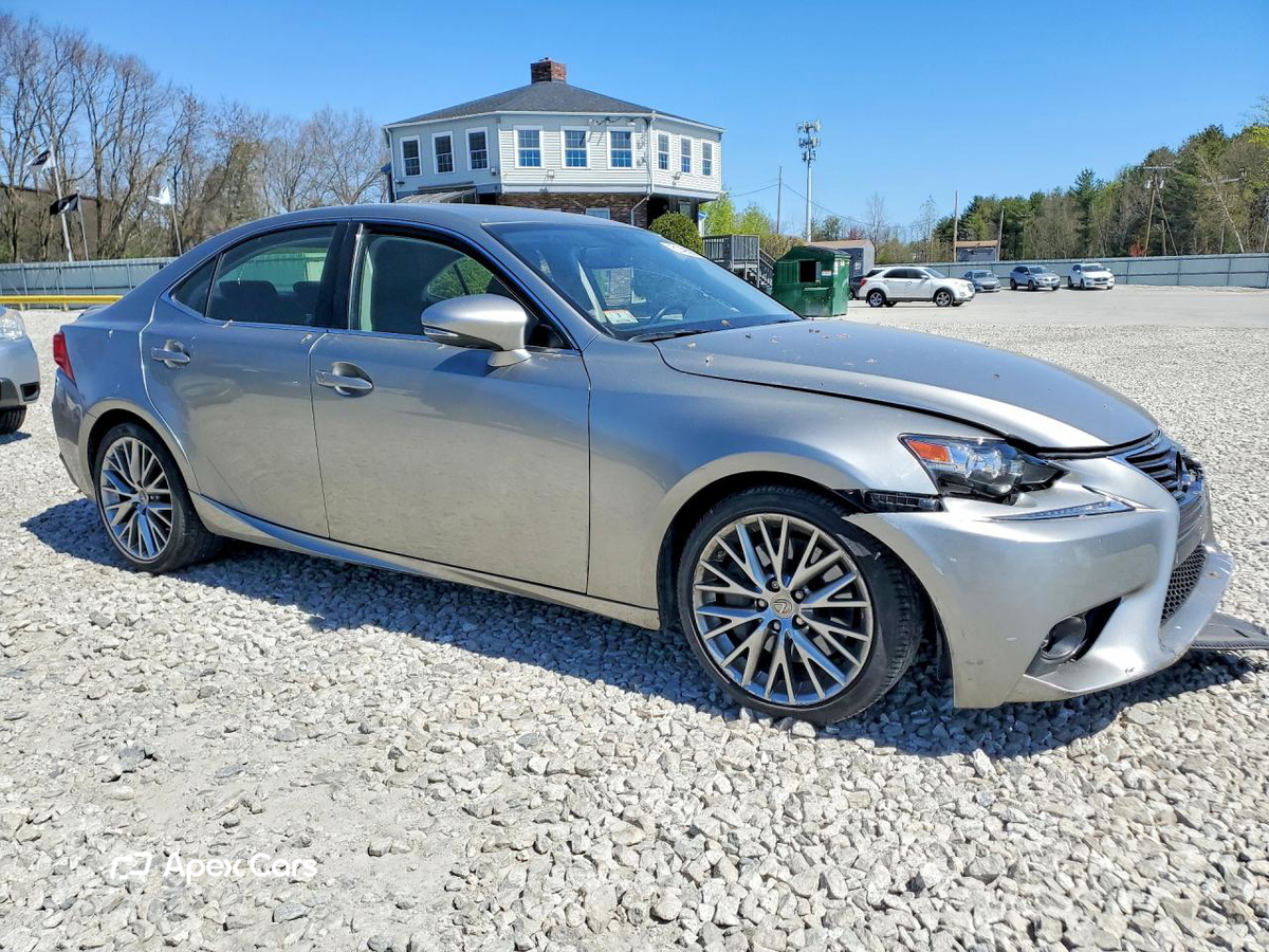 Lexus IS 2016