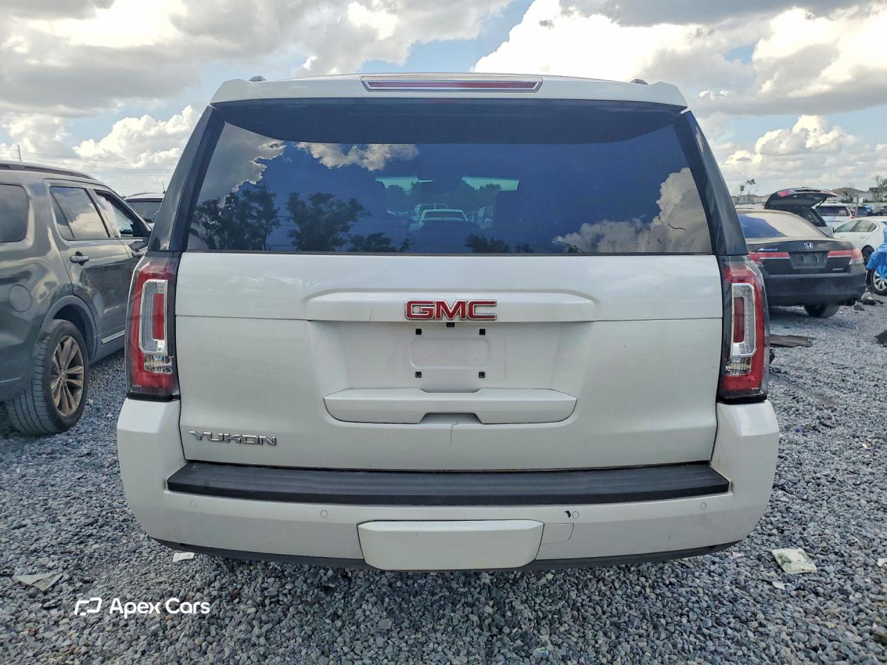 GMC Yukon 2016