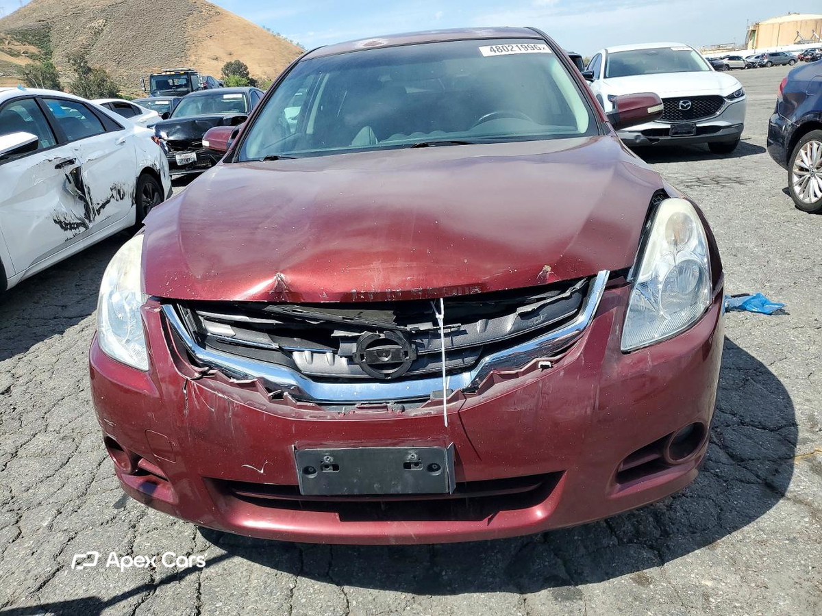 Nissan Altima 2011